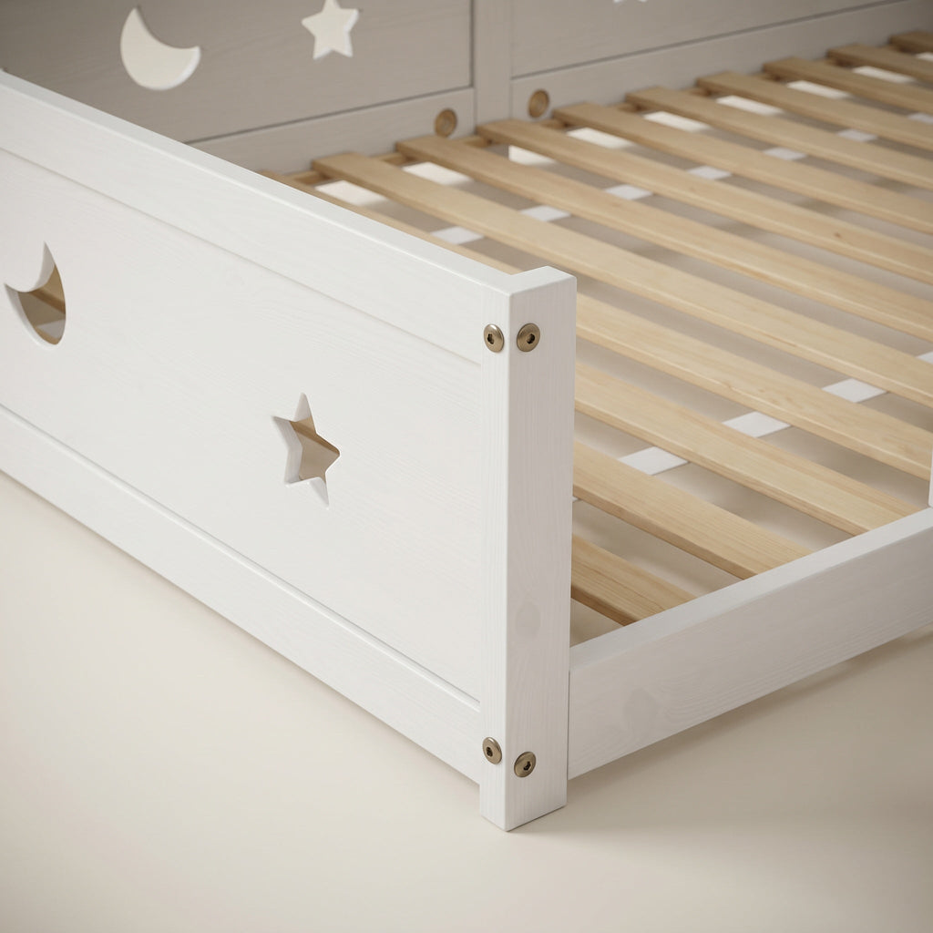 Montessori-vloerbed met maan & sterren