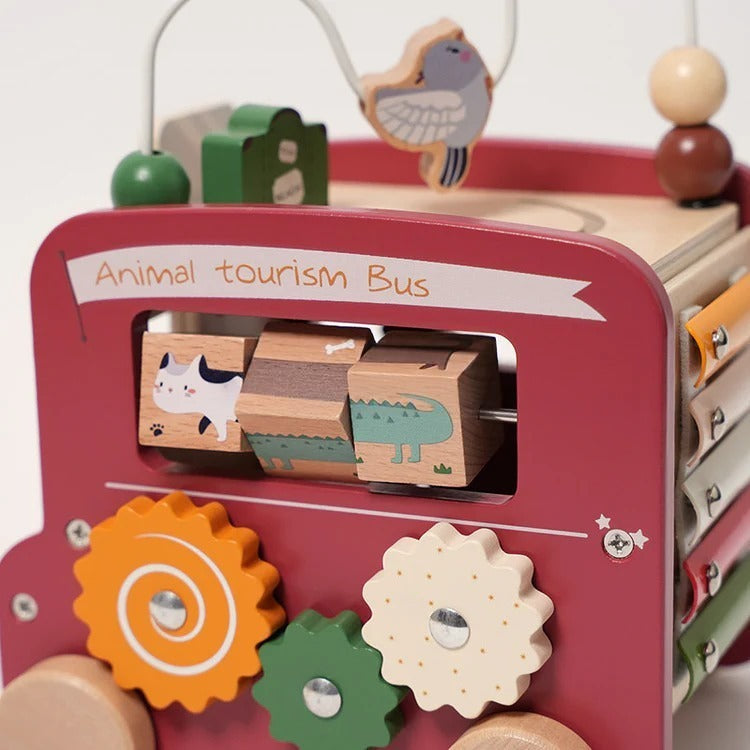 Montessori-safaribus met motoriekspelletjes