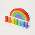 Montessori-regenboogstapelspel met figuren