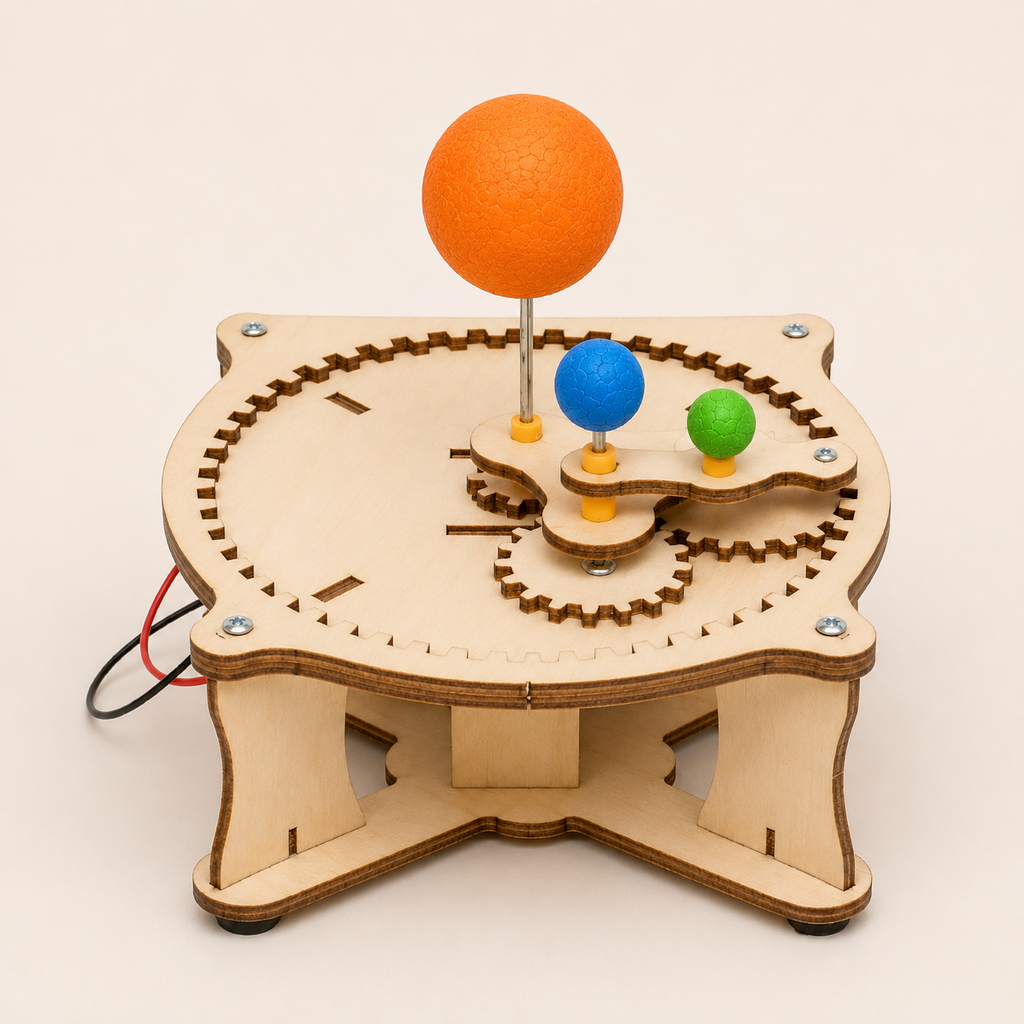 DIY-houten zonnestelselmodel