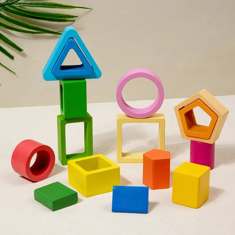 Montessori-stapelpiramides met vormen