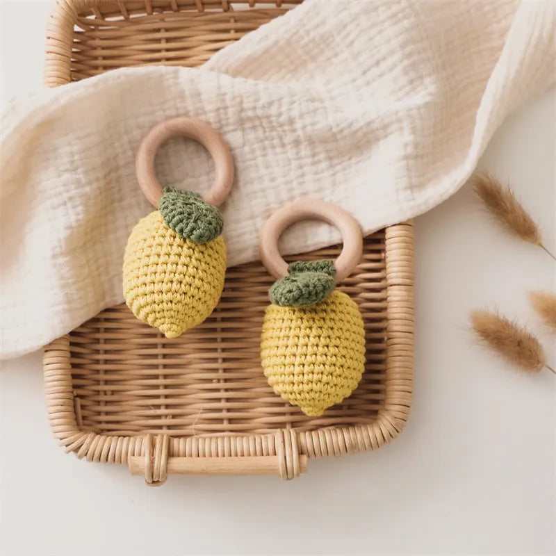Montessori-houten rammelaar voor baby's