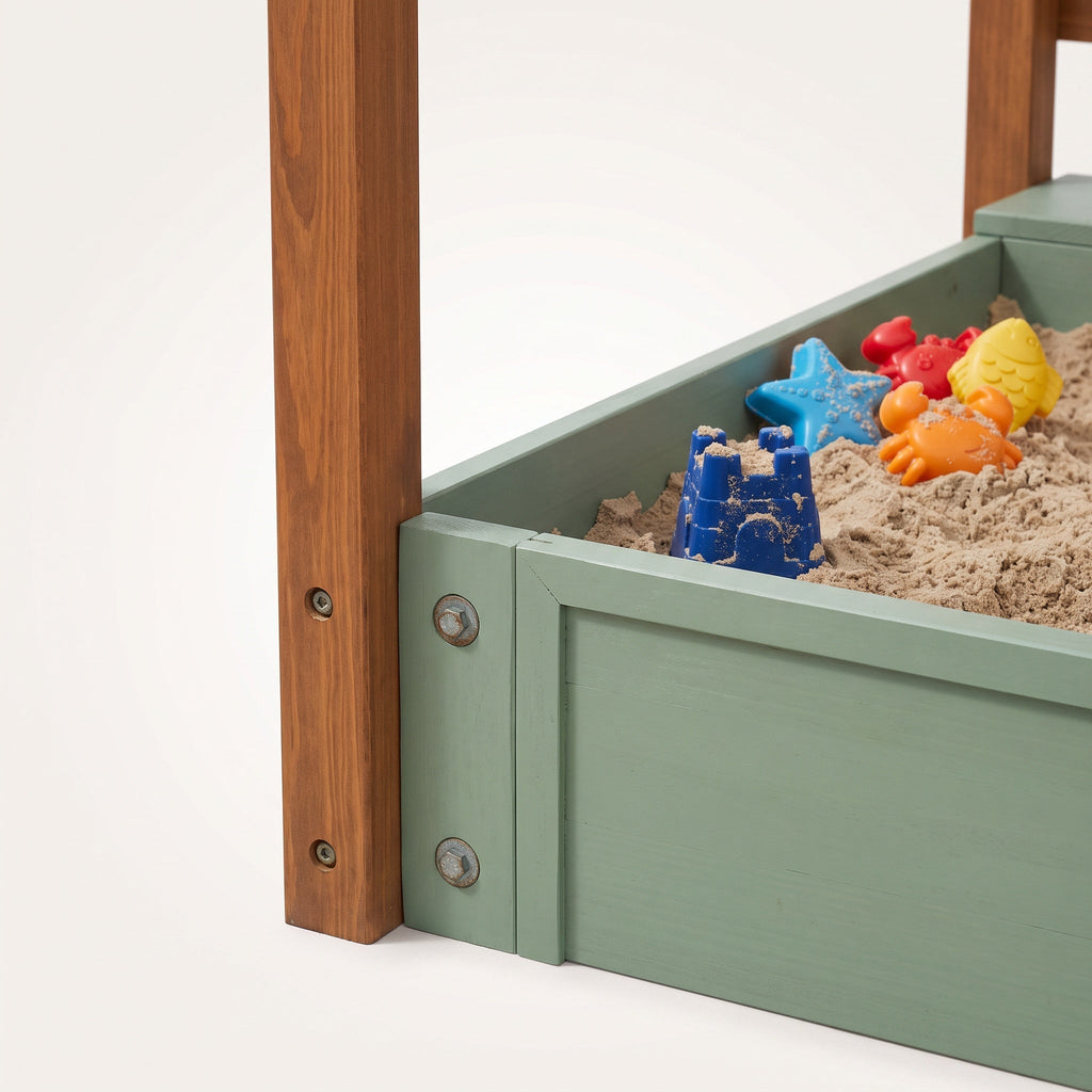 Montessori-zandbak met waterstation