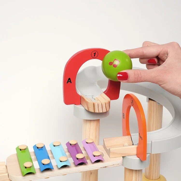 Montessori-muziekknikkerbaan met xylofoon