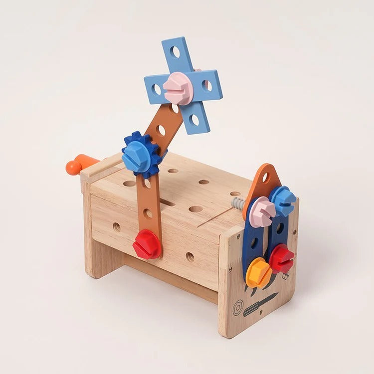 Montessori-houten werkplaats voor kinderen