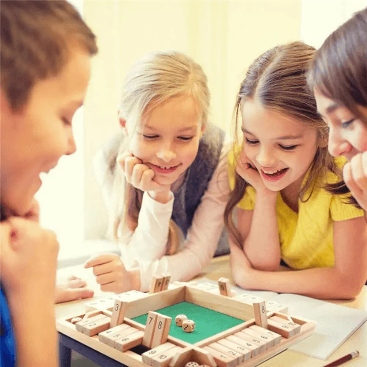 Montessori-cijferspel met dobbelstenen