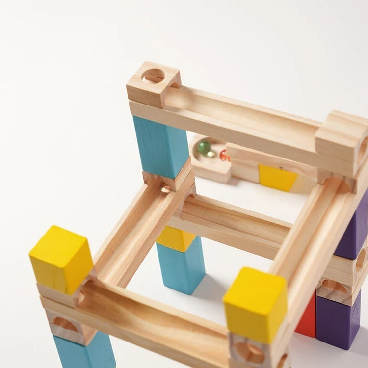 Montessori-kogelbaan van hout