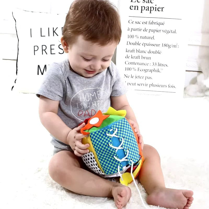 Montessori-sluitingenkubus om te oefenen