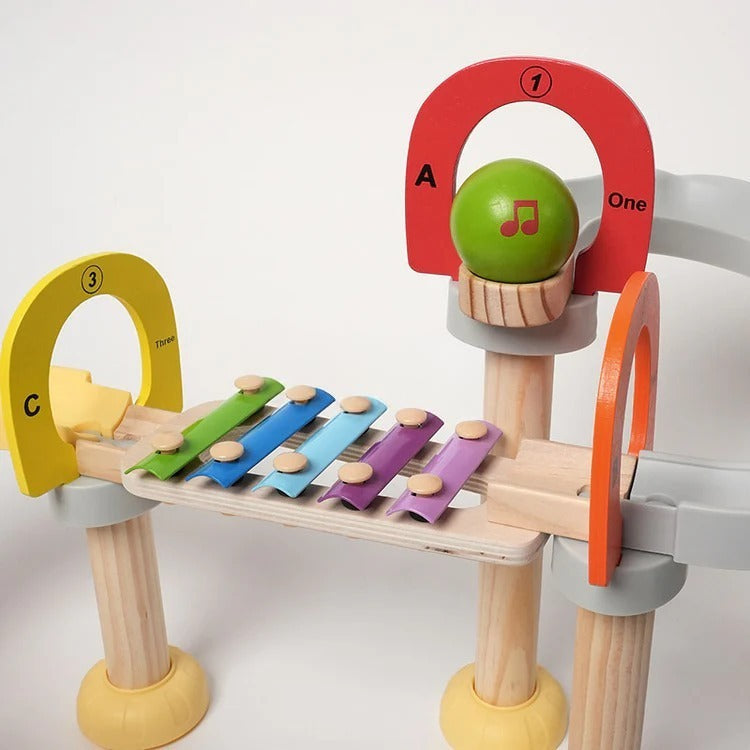 Montessori-muziekknikkerbaan met xylofoon