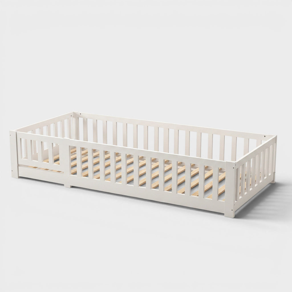 Montessori-vloerbed van wit massief hout