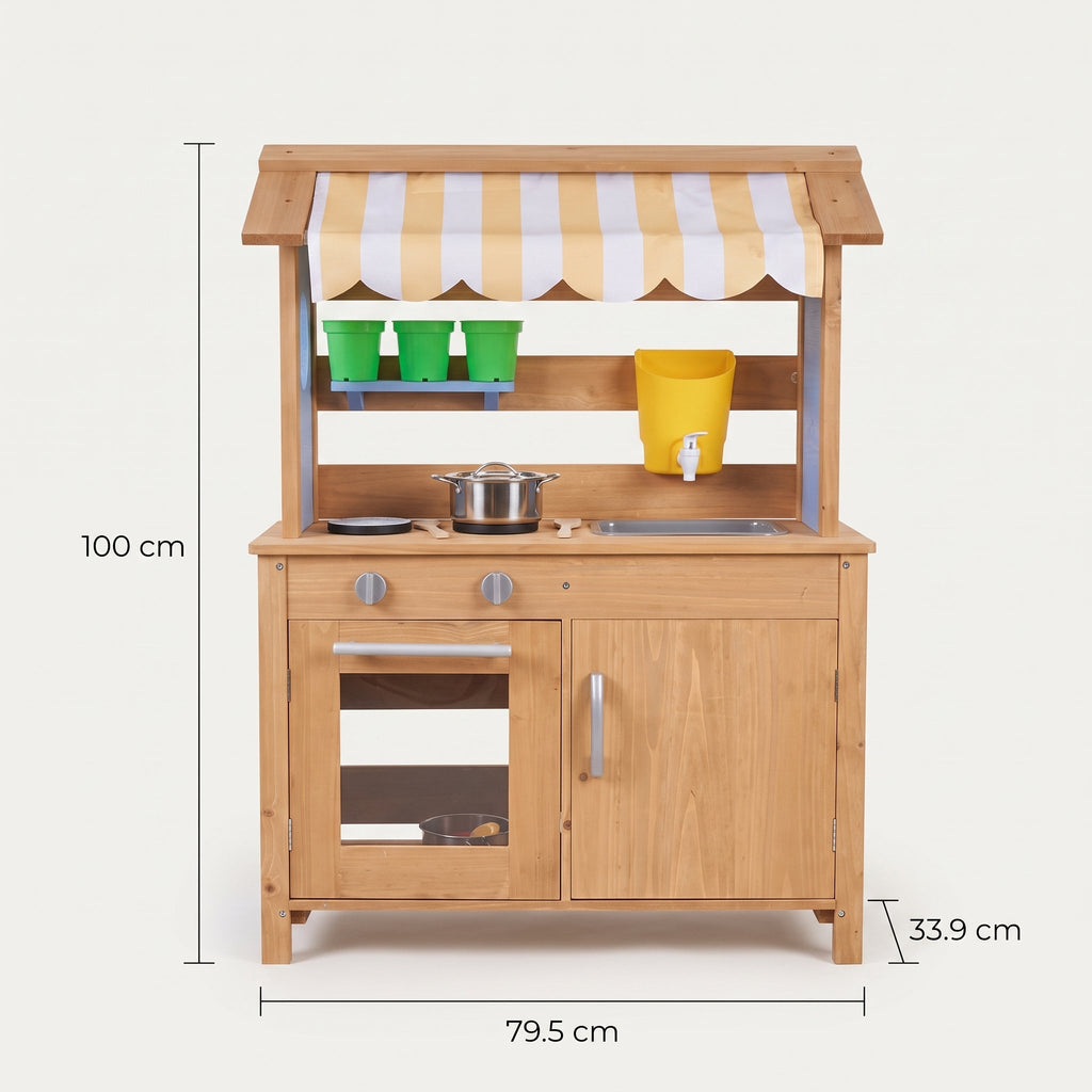 Montessori-buitenkeuken met waterstation